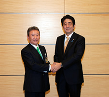 安倍首相と池田会長